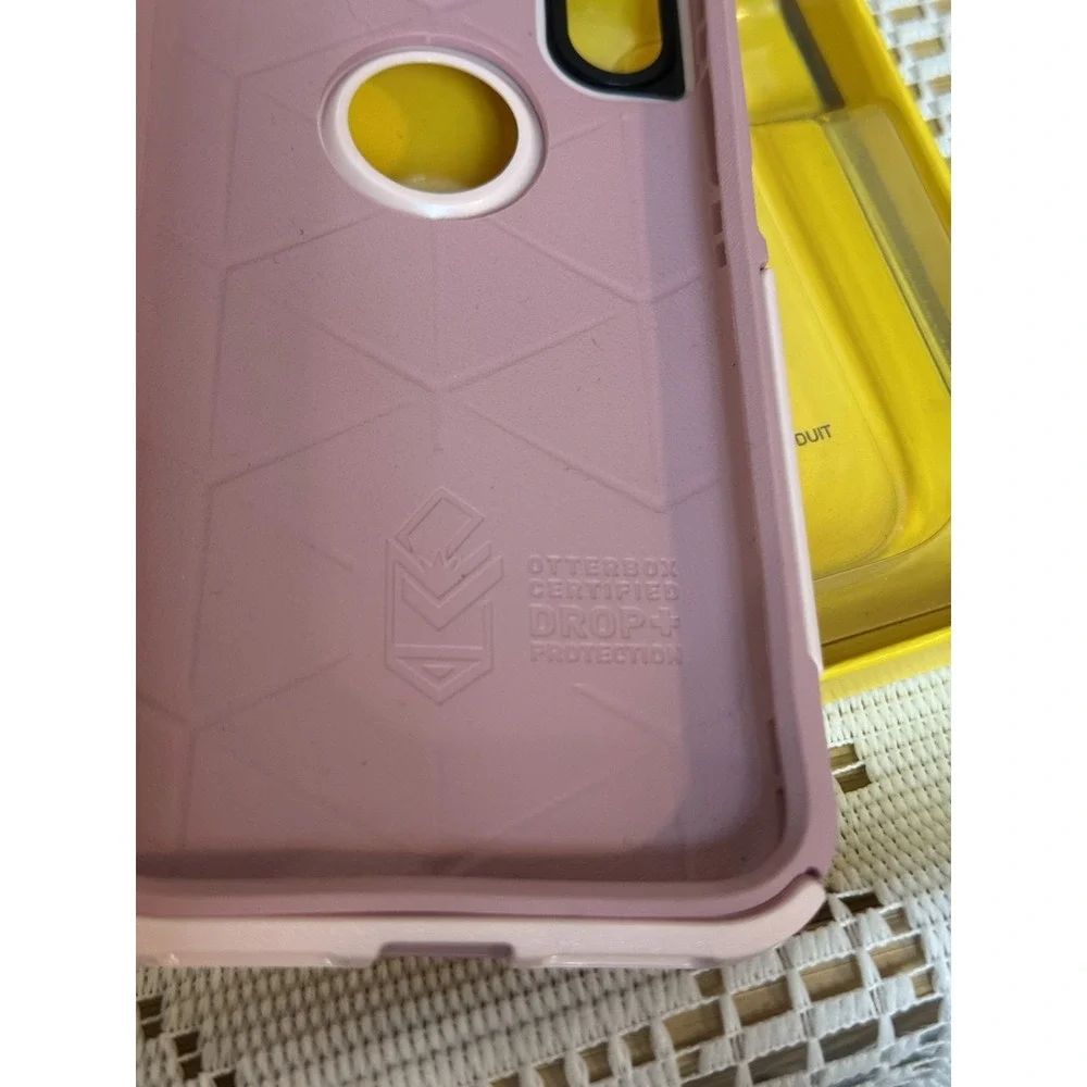 OtterBox Commuter Series Pink Shockproof Dual Layer iPhone X Protective Cover